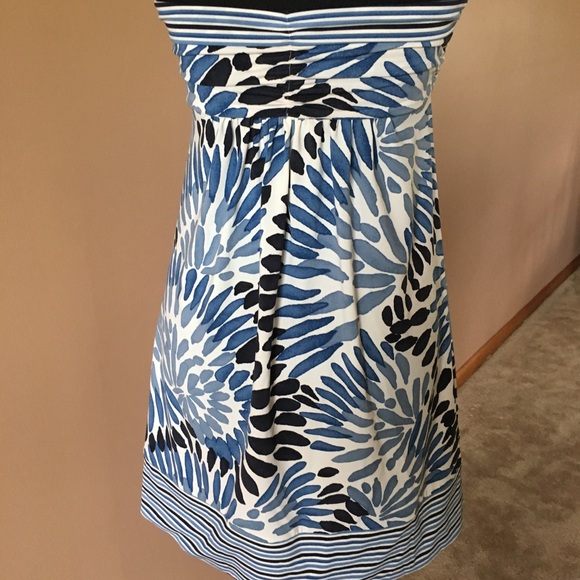 BCBG Strapless Floral and Striped Dress - Picture 4 of 9